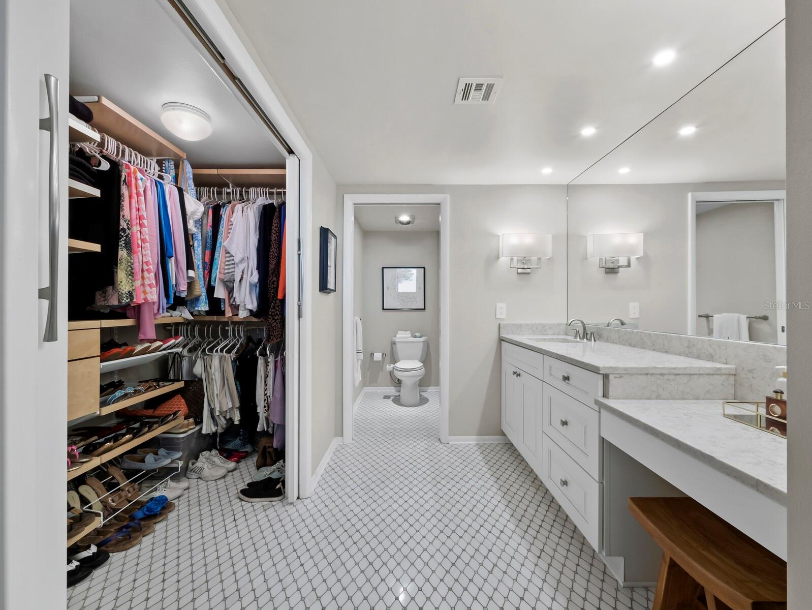 2016 HARBOURSIDE DR #317