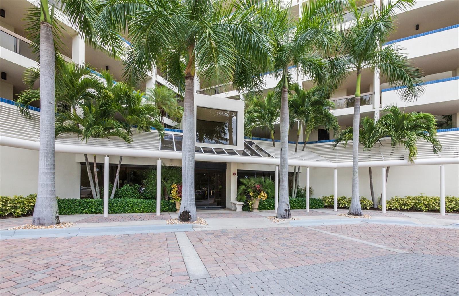 2016 HARBOURSIDE DR #317