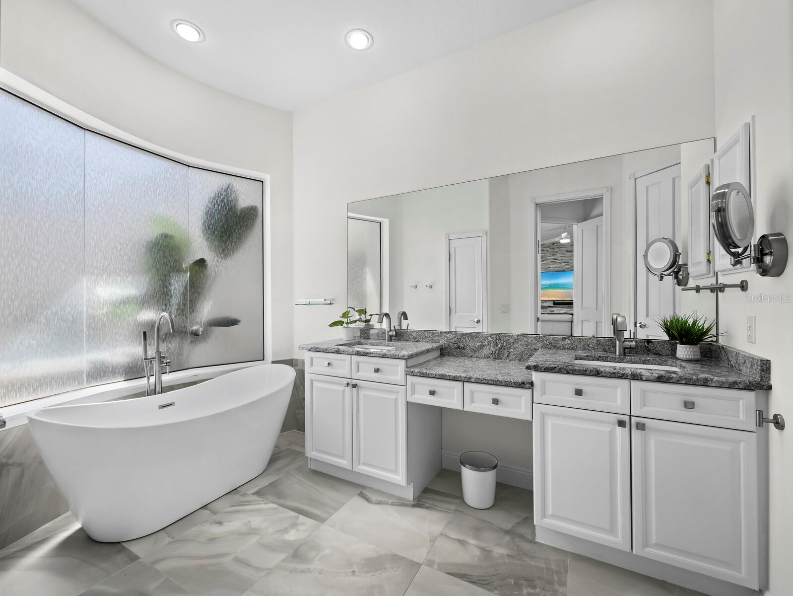 1914 HARBOUR LINKS CIR #10