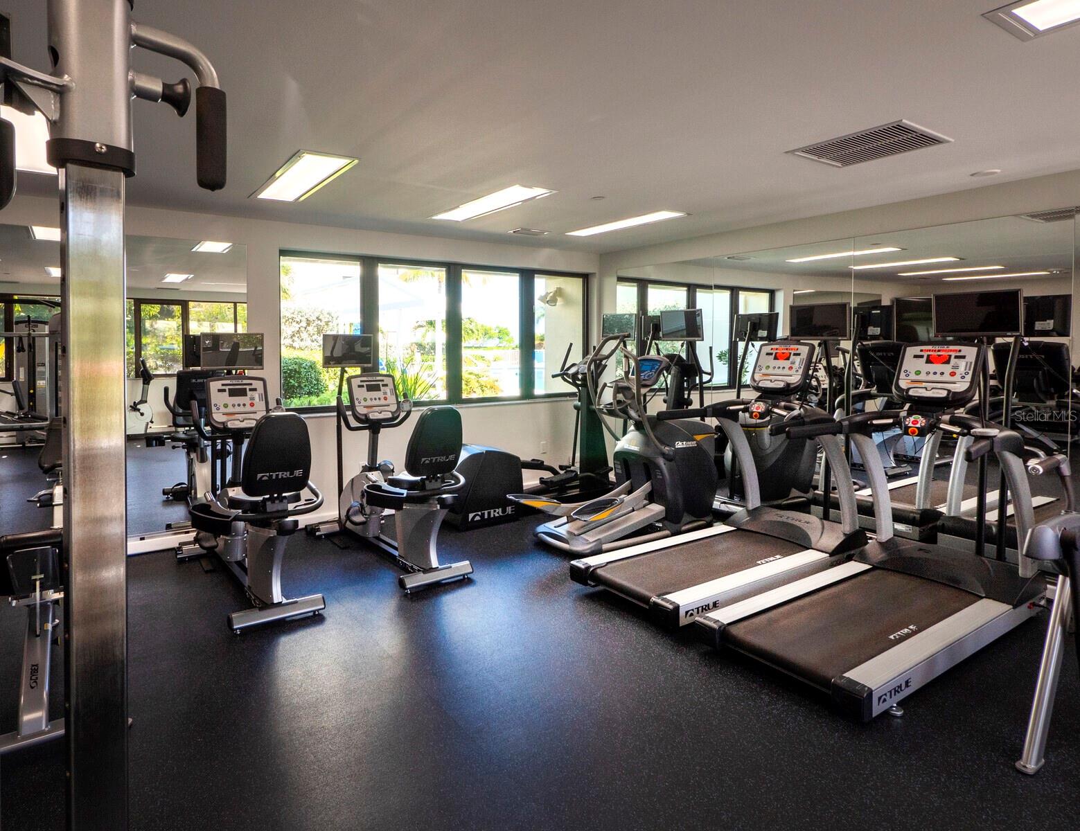 2020 HARBOURSIDE DR #417