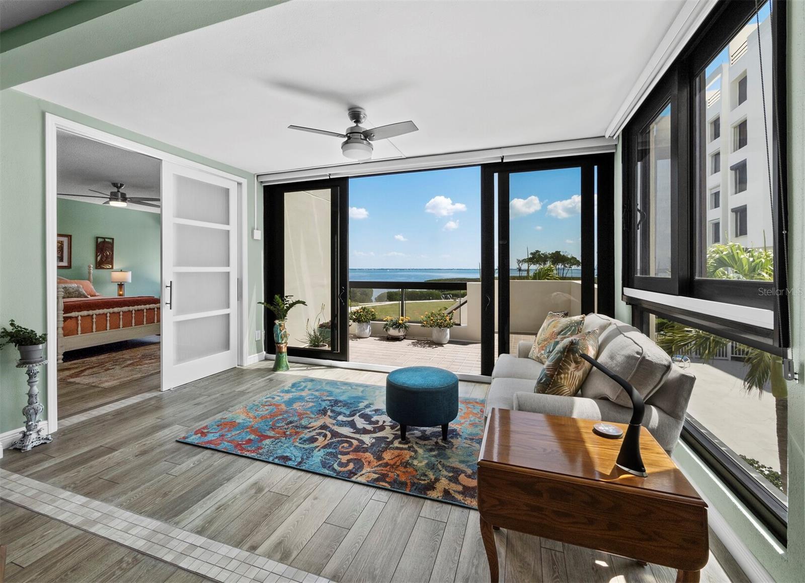 2020 HARBOURSIDE DR #417