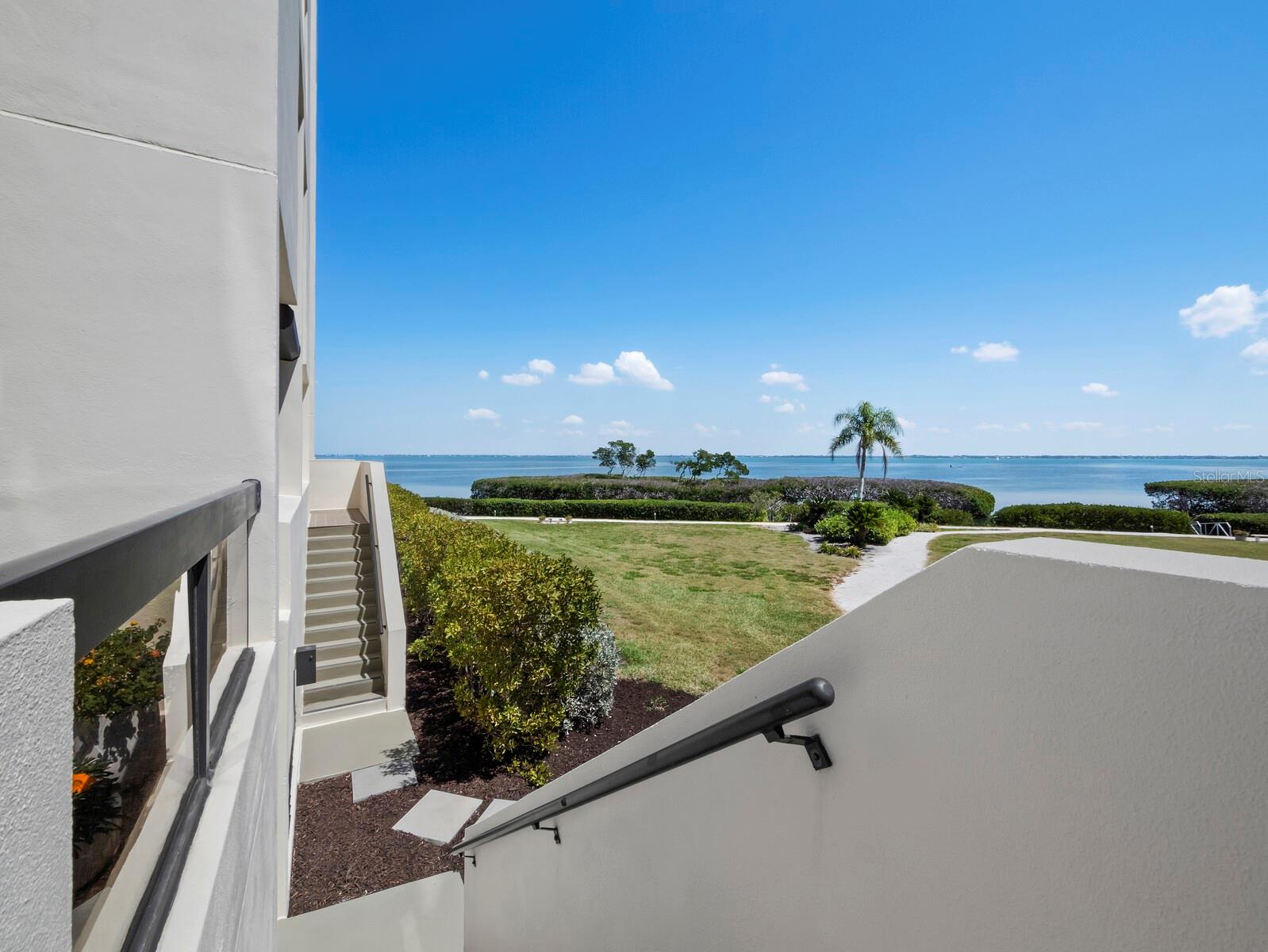 2020 HARBOURSIDE DR #417
