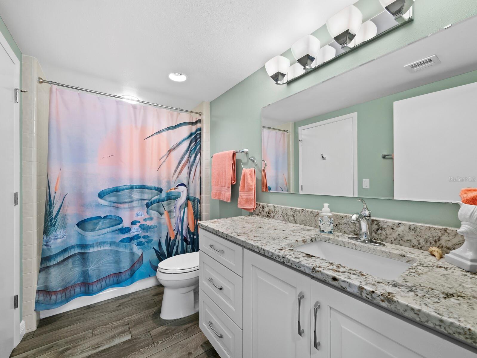 2020 HARBOURSIDE DR #417