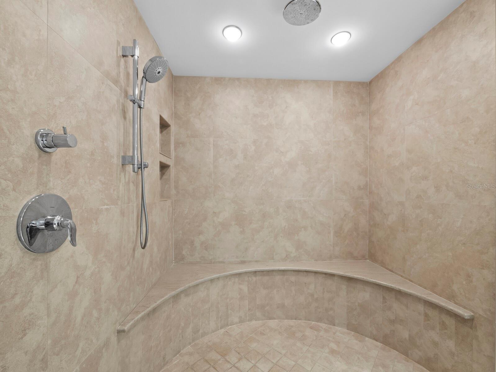 455 LONGBOAT CLUB RD #402