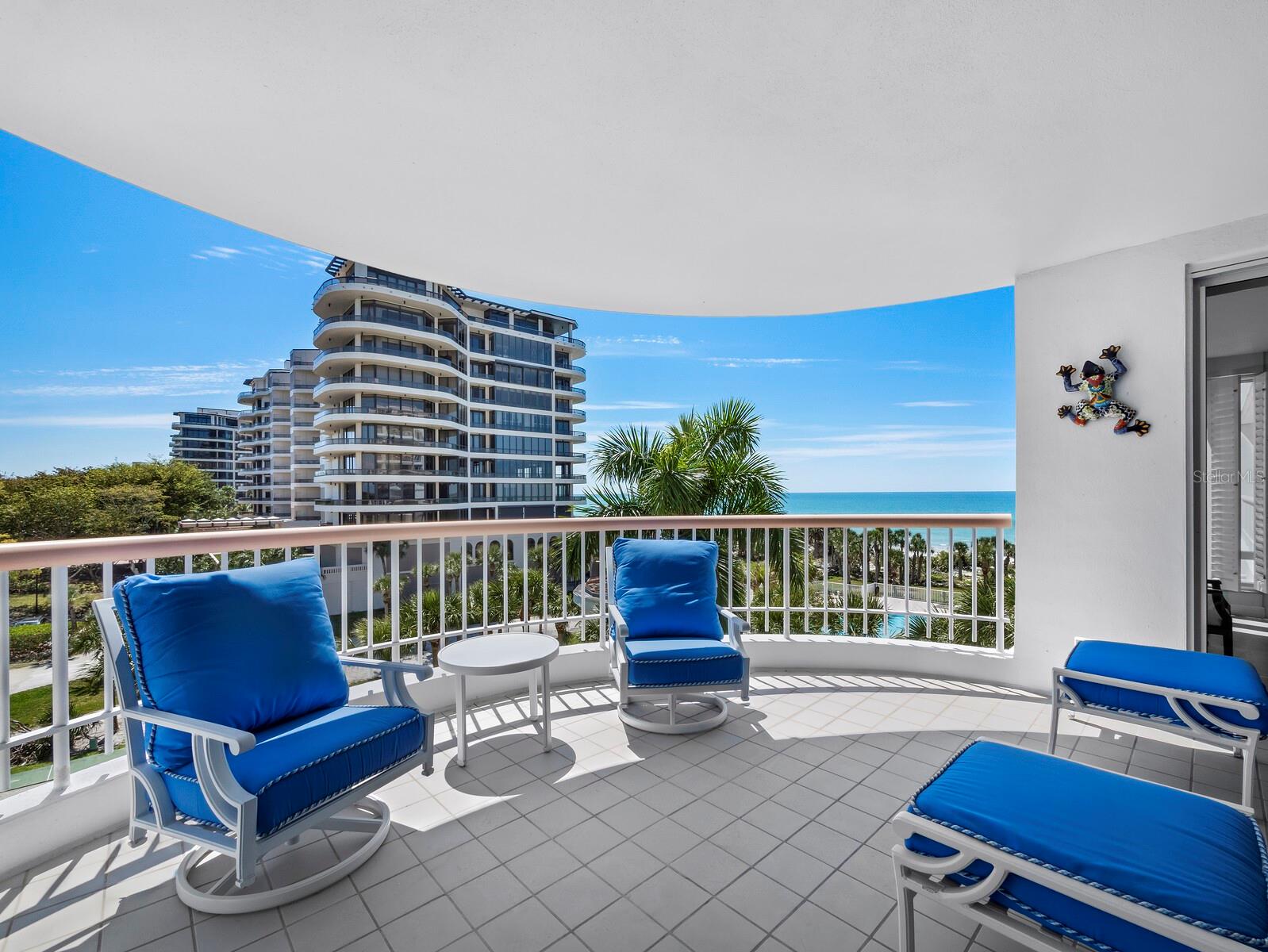 455 LONGBOAT CLUB RD #402
