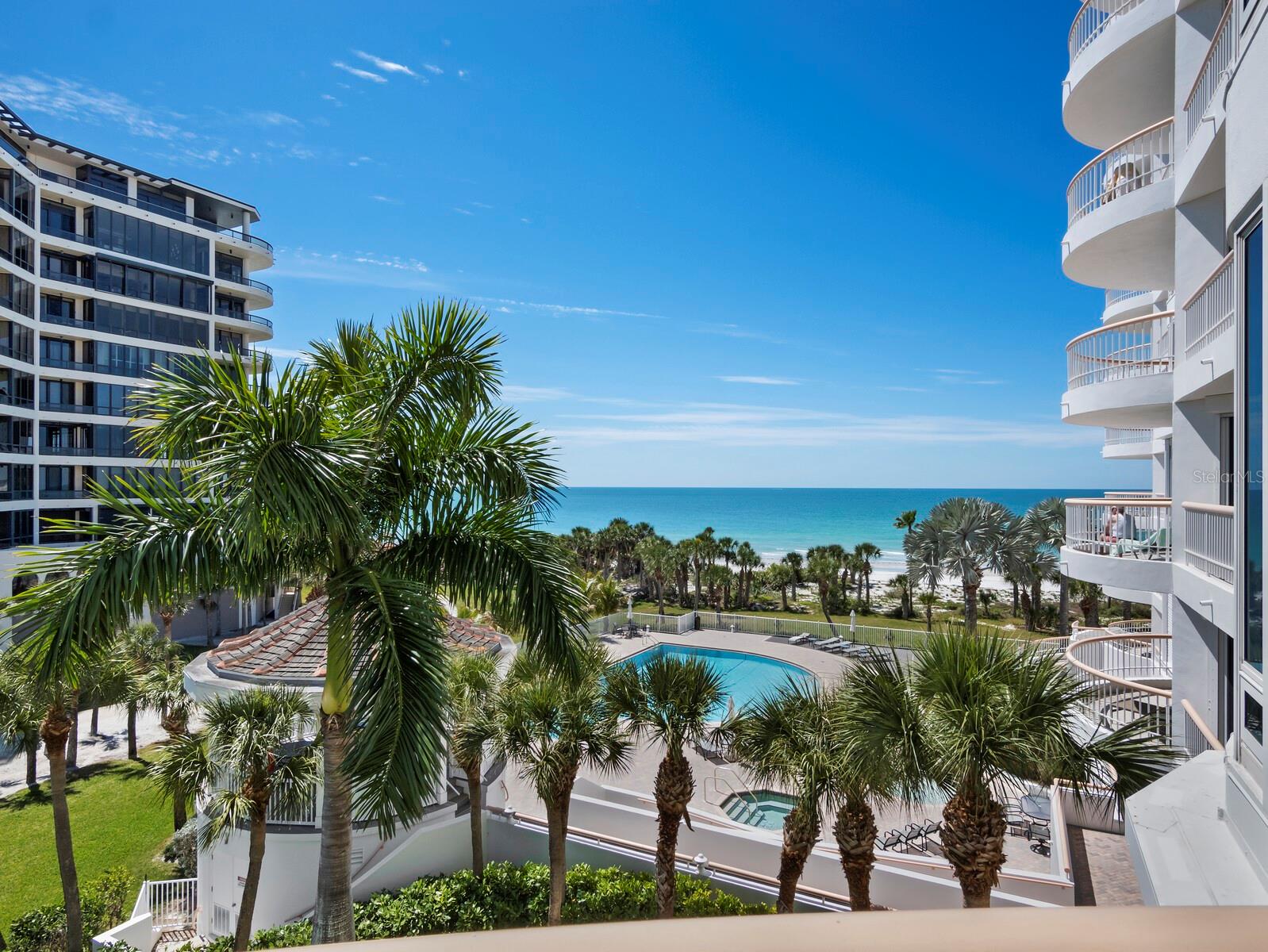 455 LONGBOAT CLUB RD #402