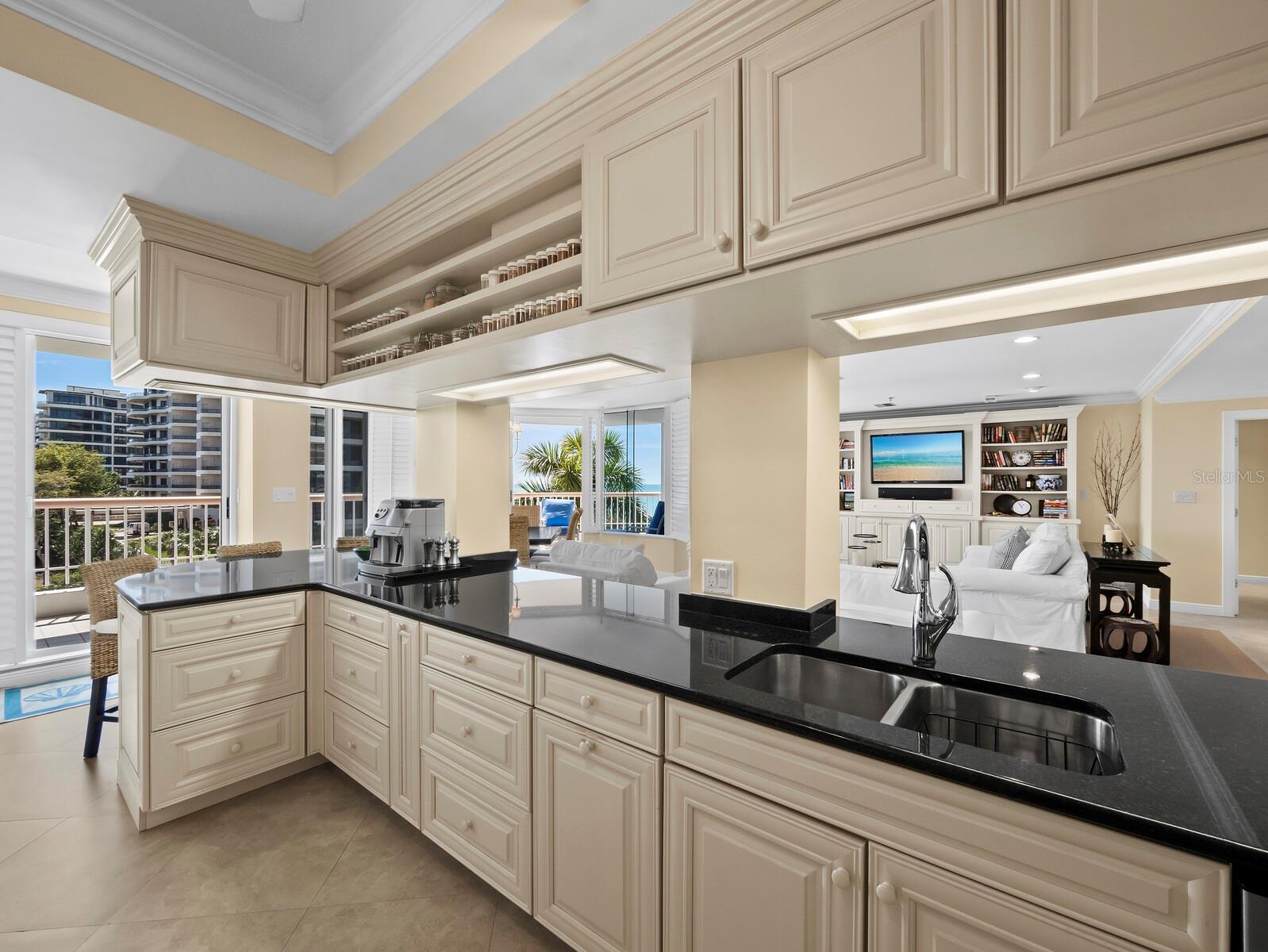 455 LONGBOAT CLUB RD #402