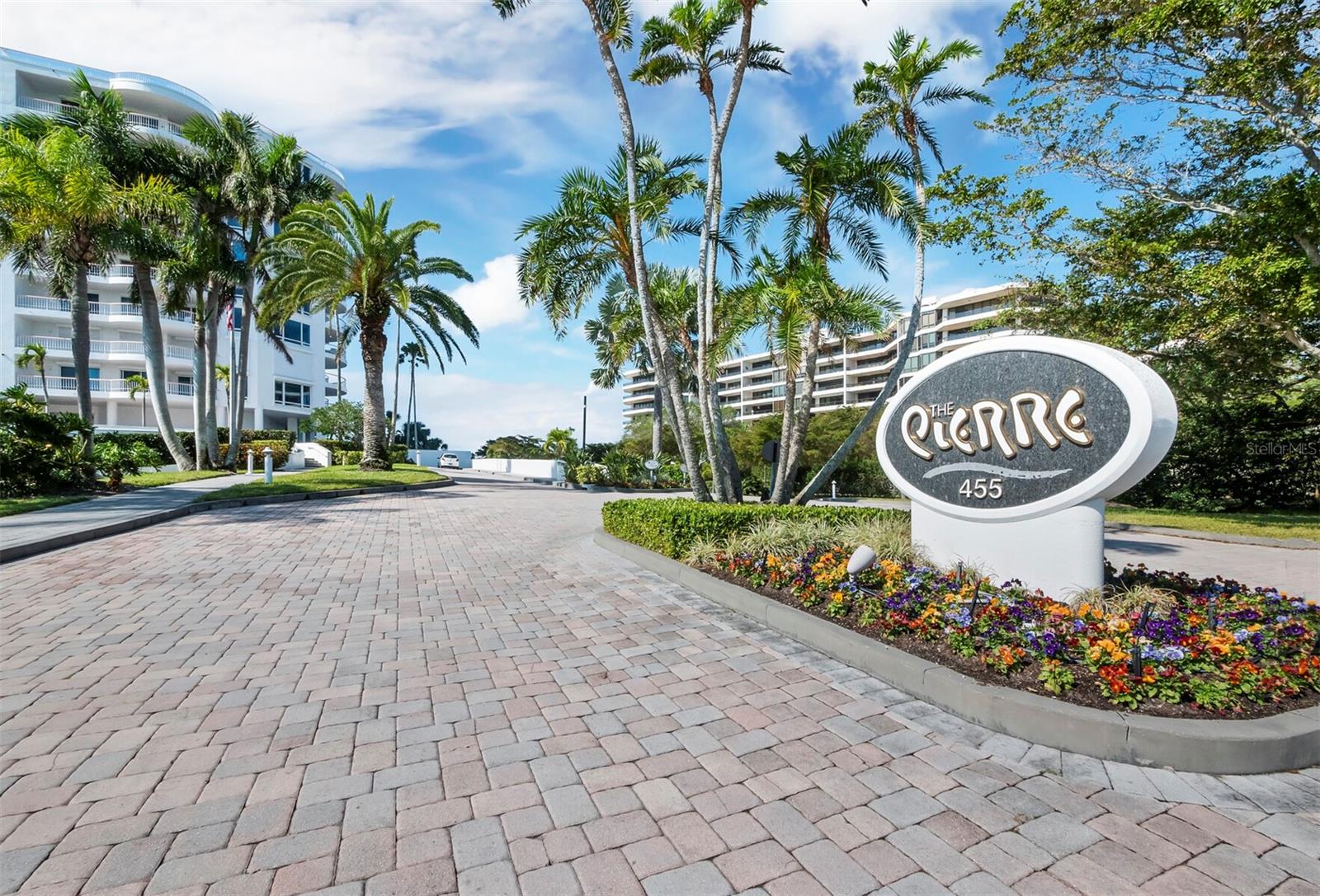 455 LONGBOAT CLUB RD #402