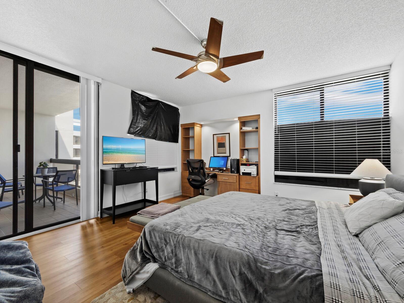 1930 HARBOURSIDE DR #145