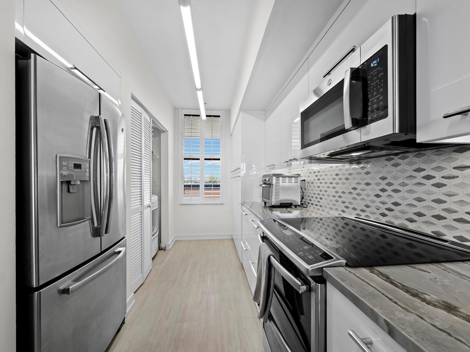 1930 HARBOURSIDE DR #145