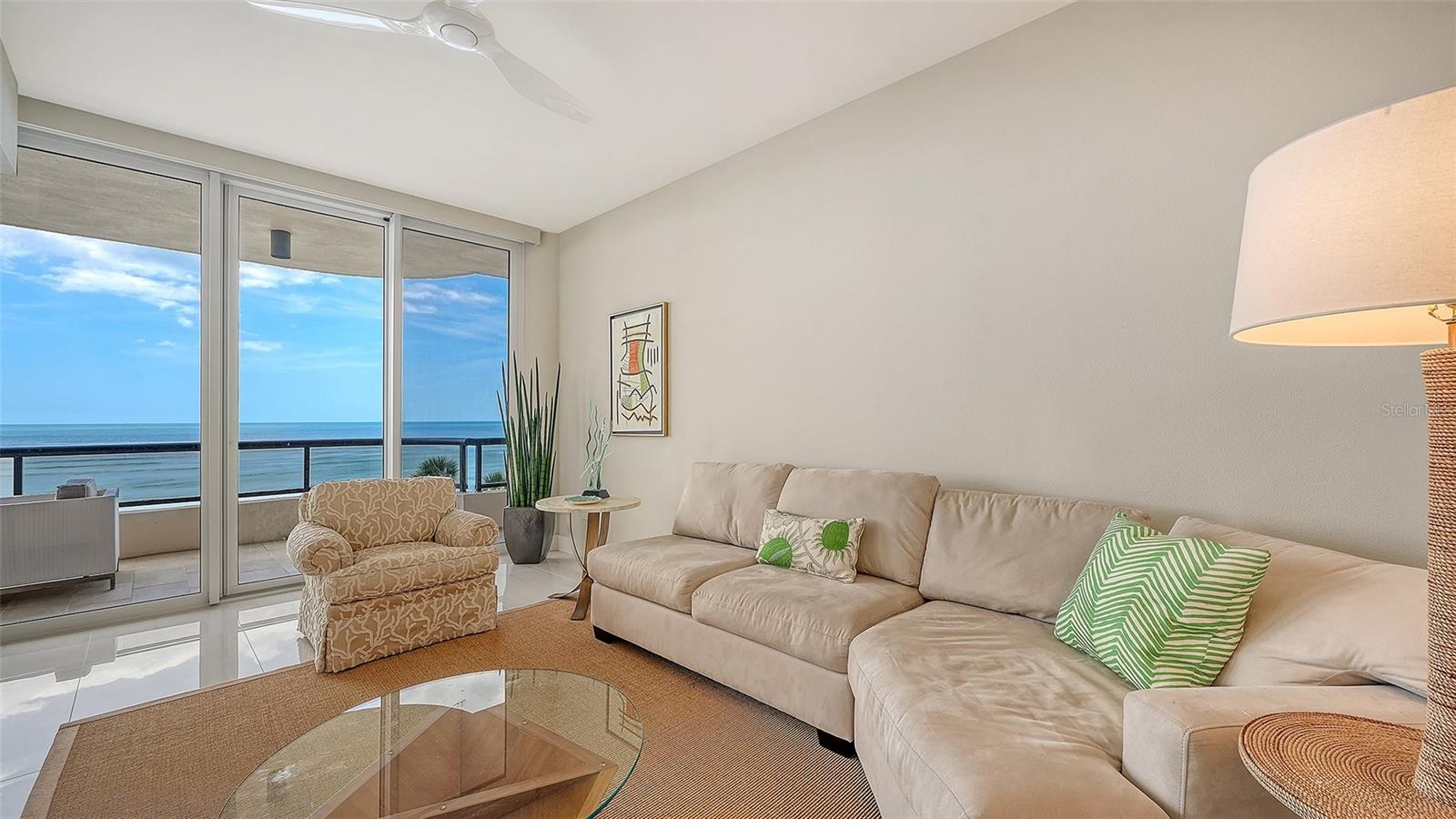 415 L AMBIANCE DR #A301