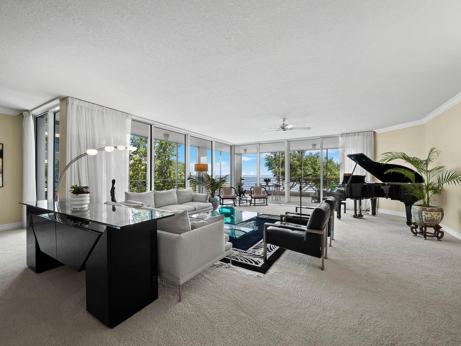 2410 HARBOURSIDE DR #131