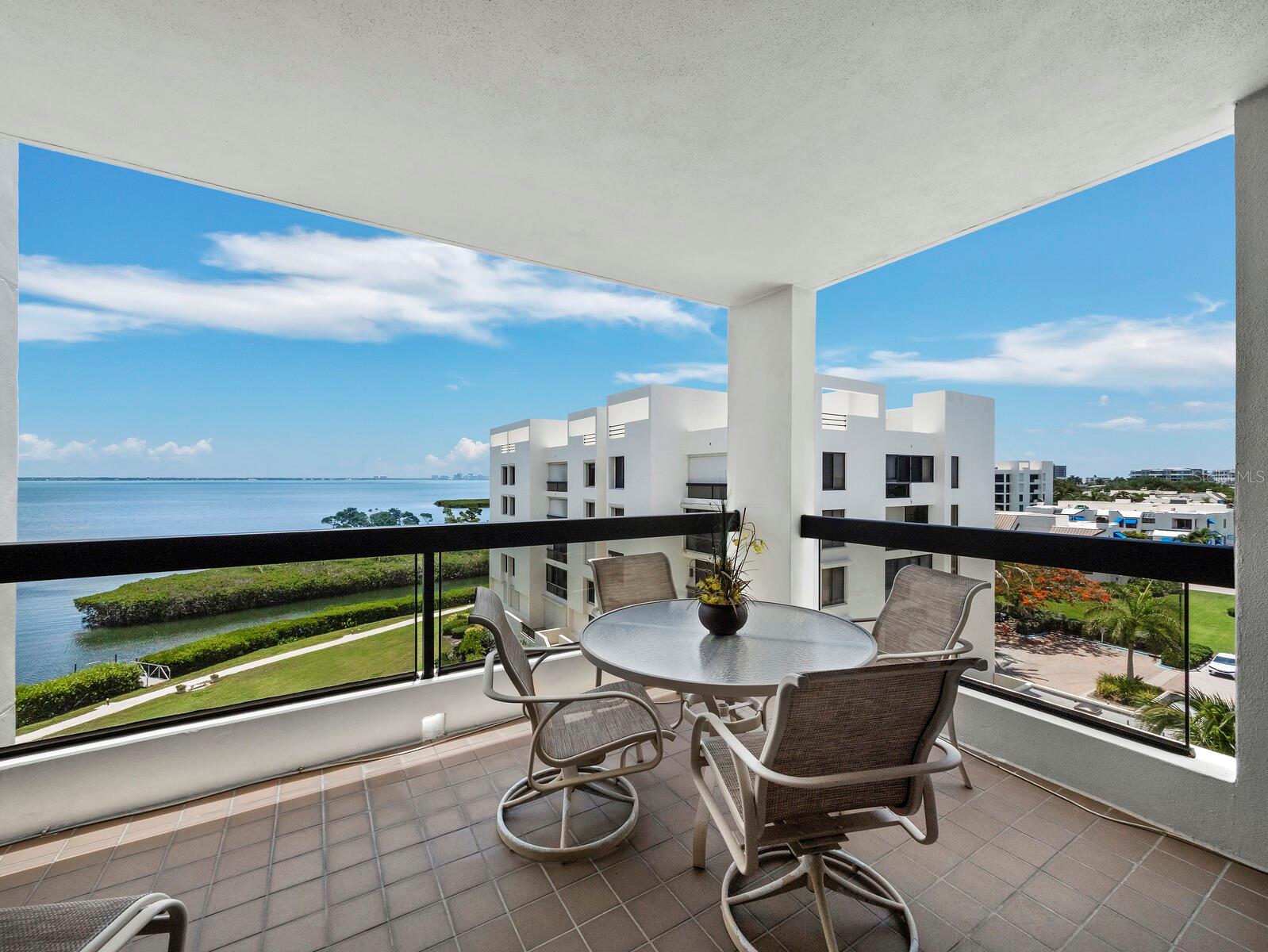 2020 HARBOURSIDE DR #457