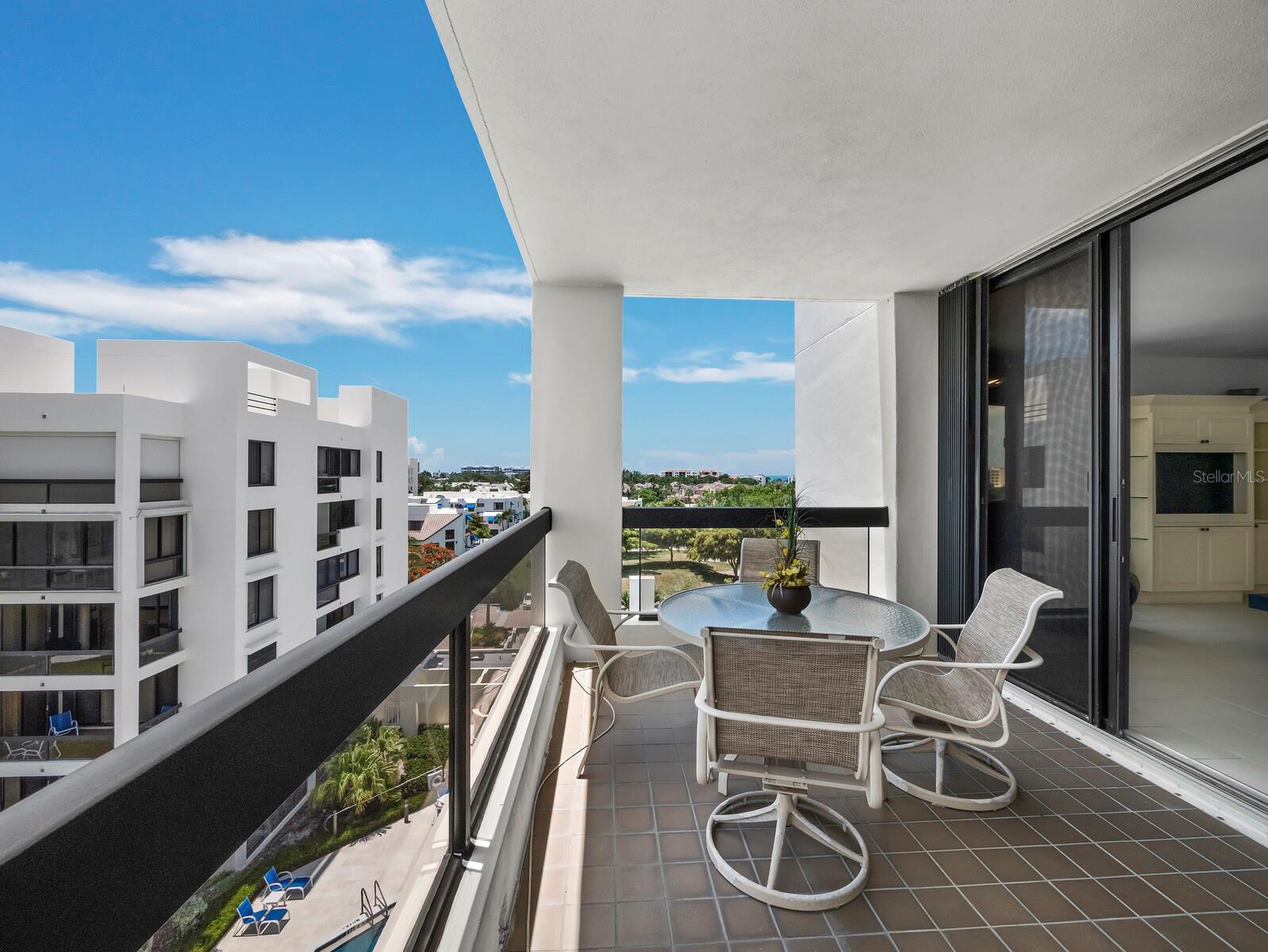 2020 HARBOURSIDE DR #457