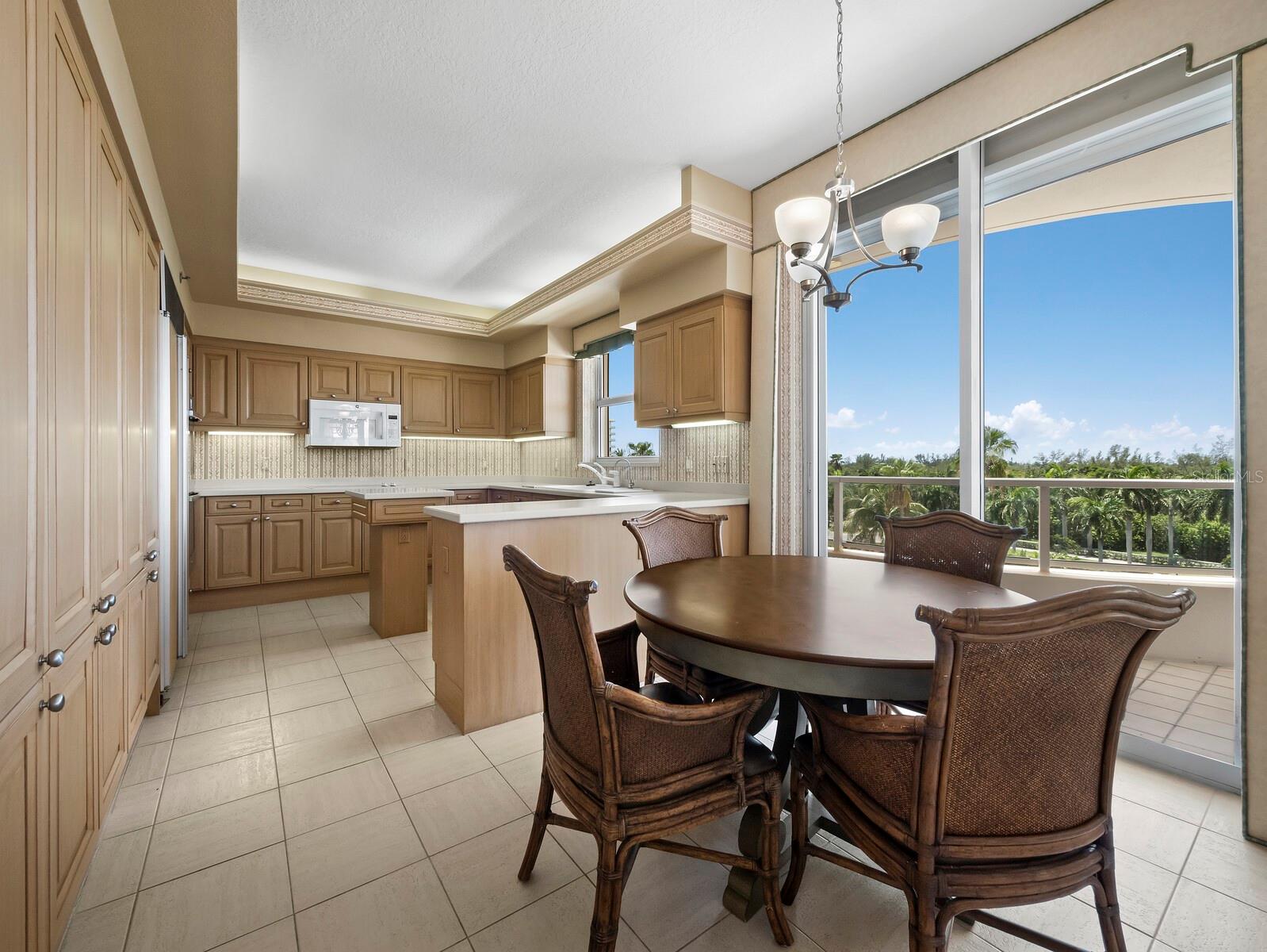 3040 GRAND BAY BLVD #232