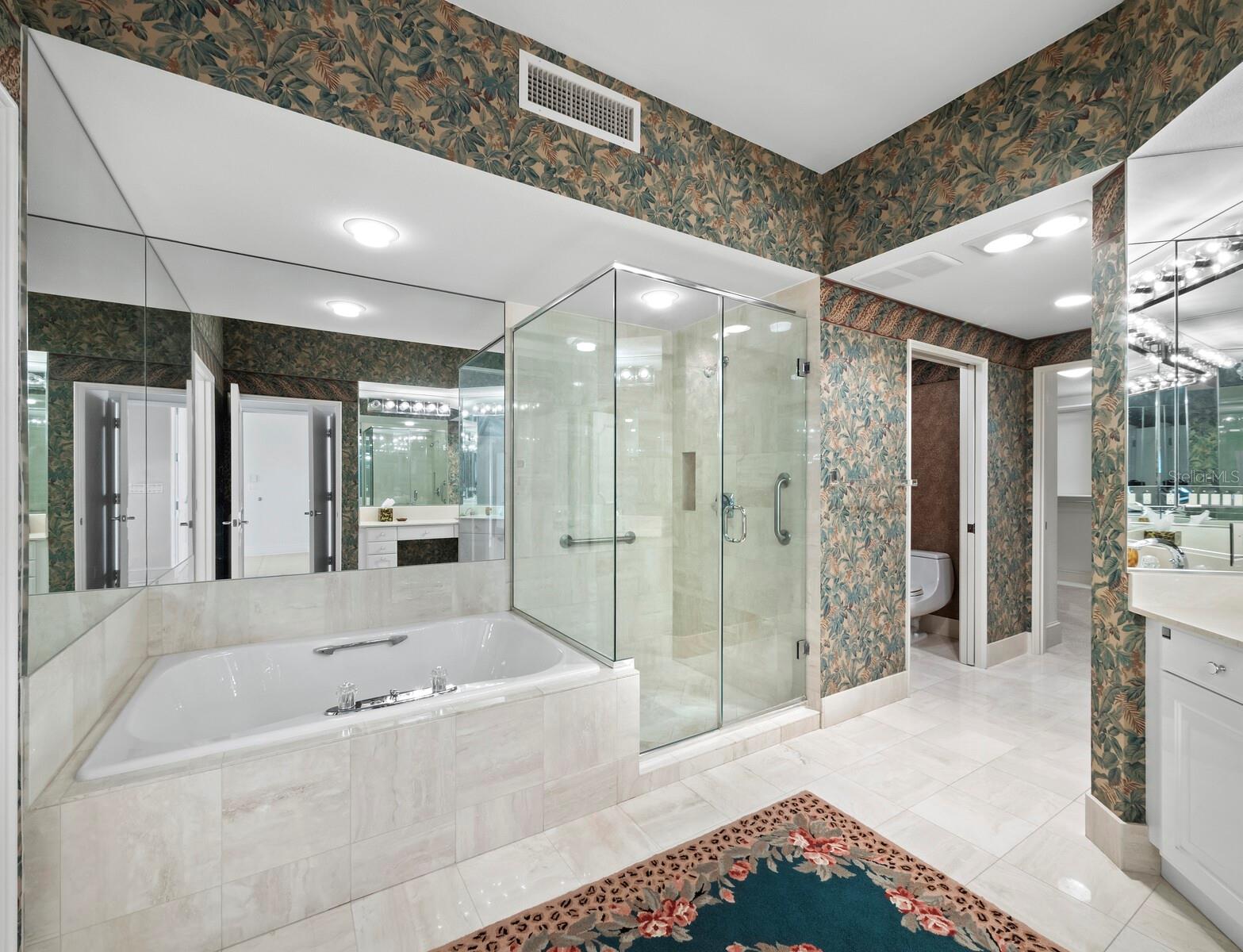 3040 GRAND BAY BLVD #232