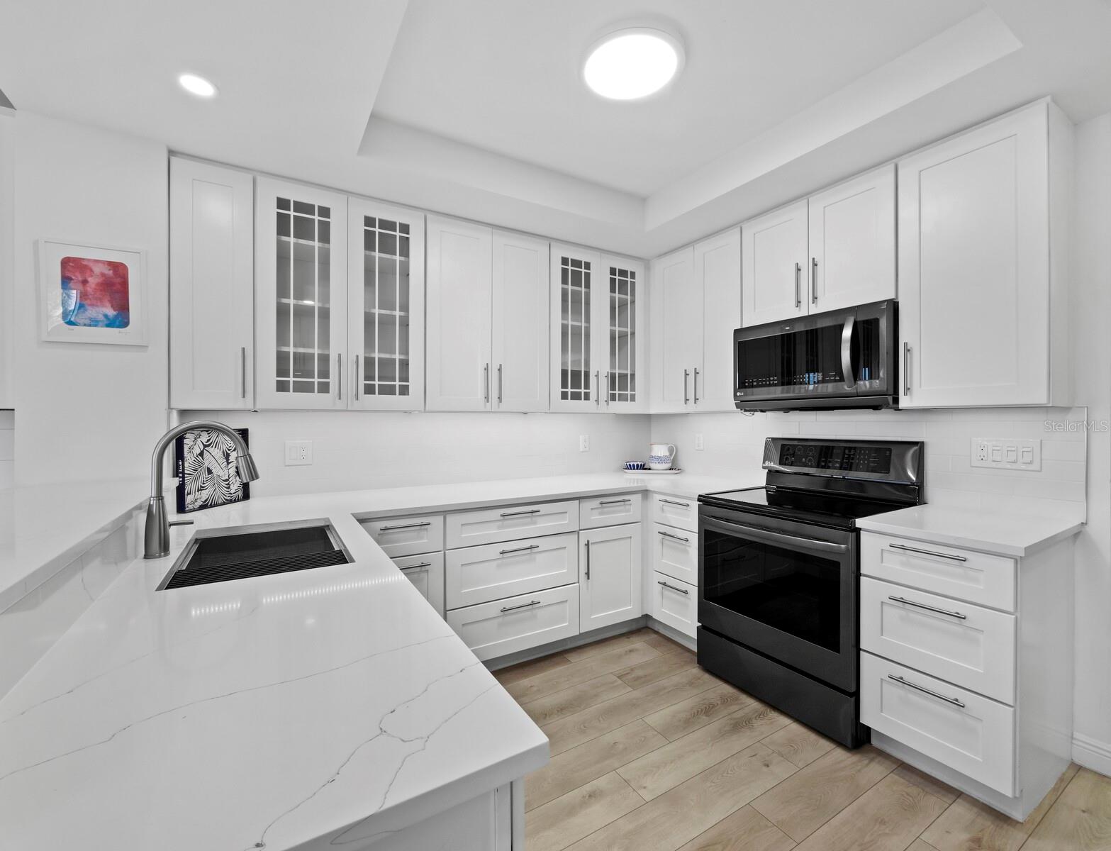 1906 HARBOURSIDE DR #304