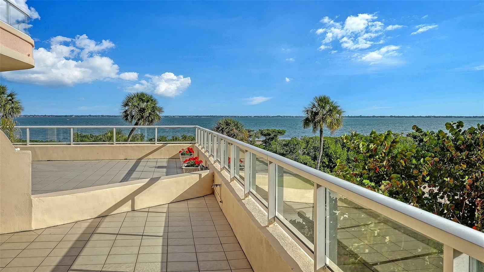 3080 GRAND BAY BLVD #515