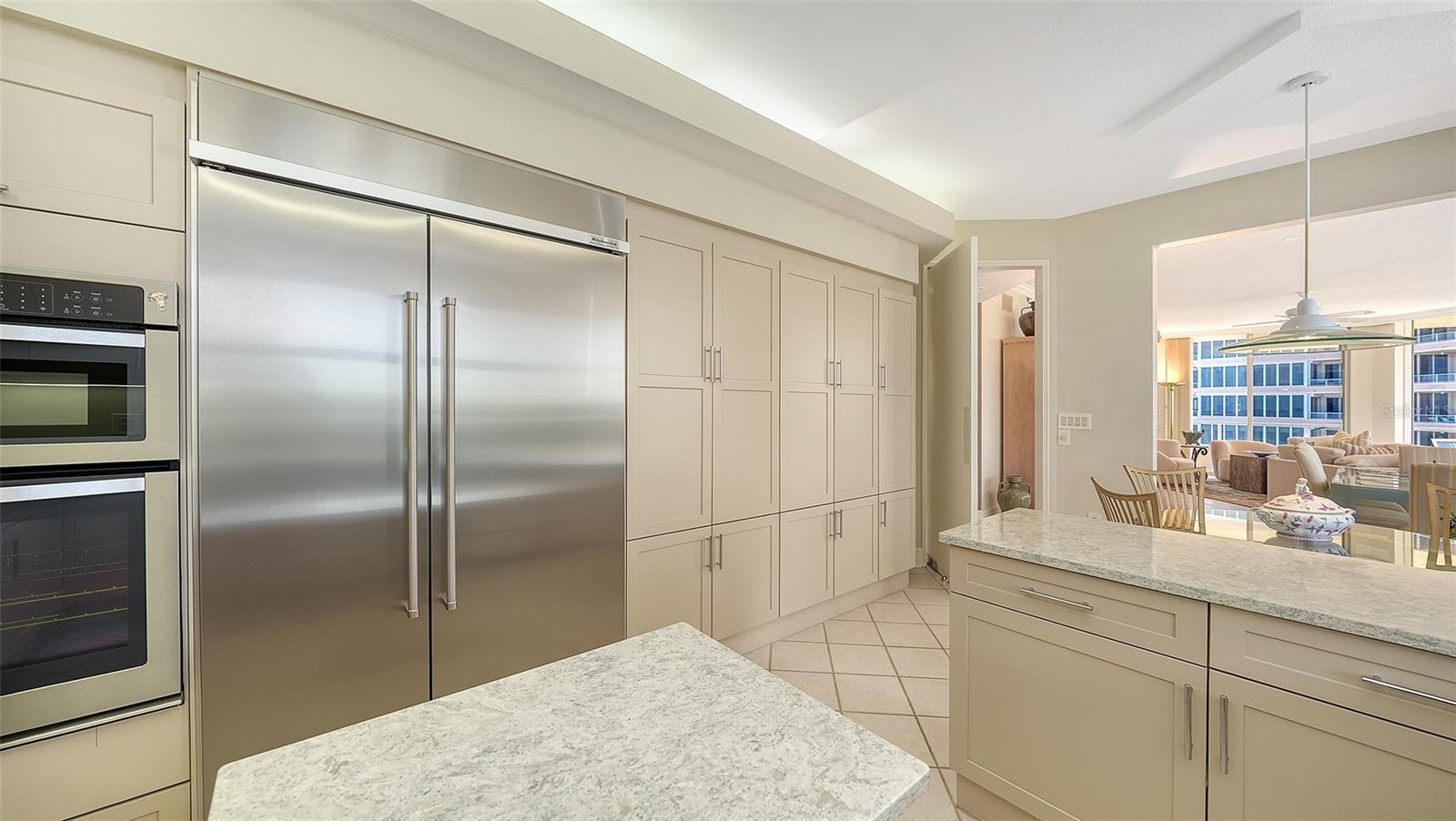3080 GRAND BAY BLVD #515