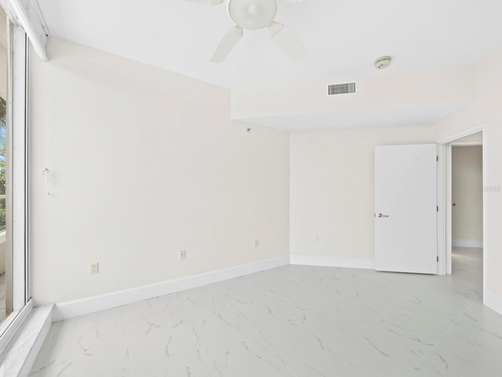 3080 GRAND BAY BLVD #512