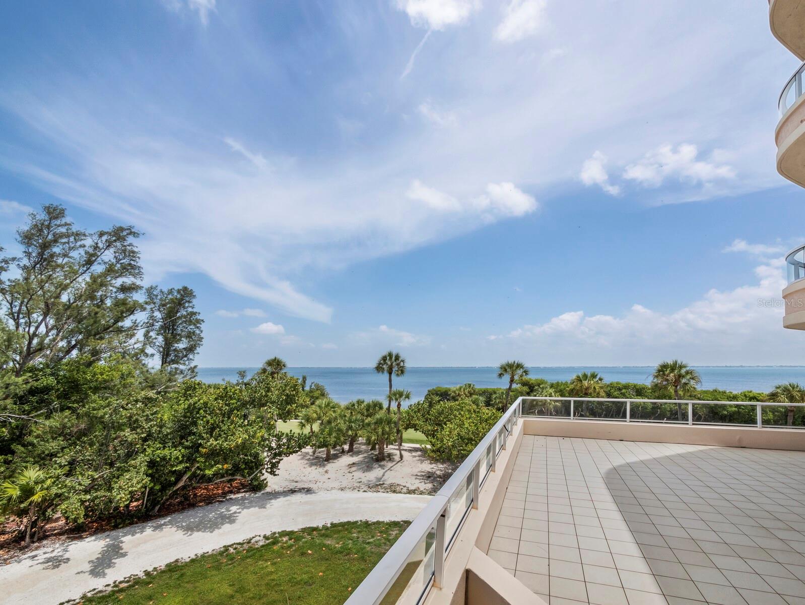 3080 GRAND BAY BLVD #512