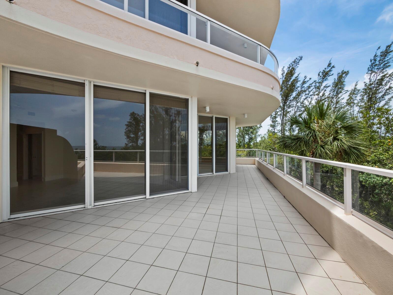 3080 GRAND BAY BLVD #512