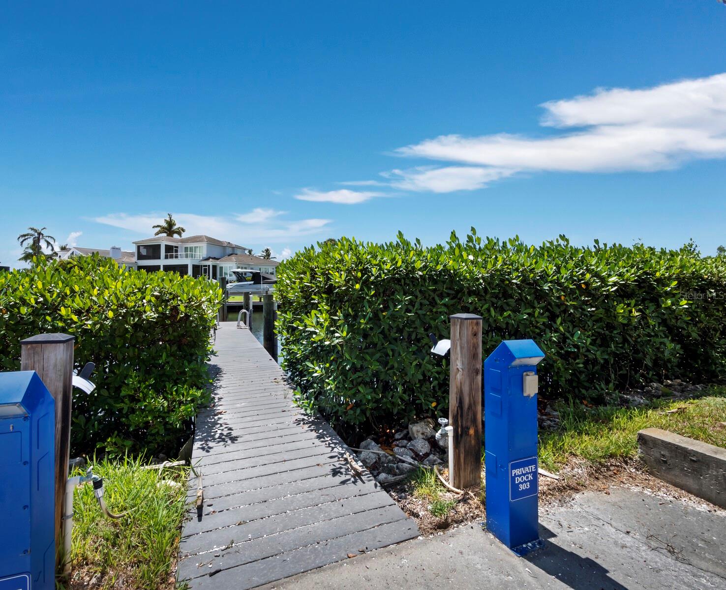 1906 HARBOURSIDE DR #303