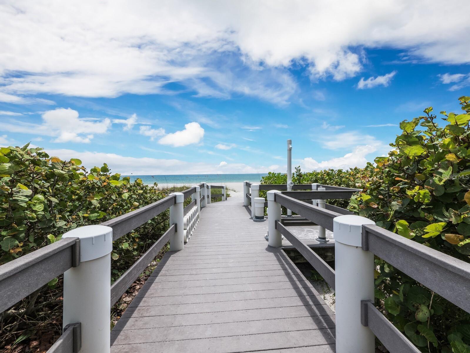 1075 GULF OF MEXICO DR #205
