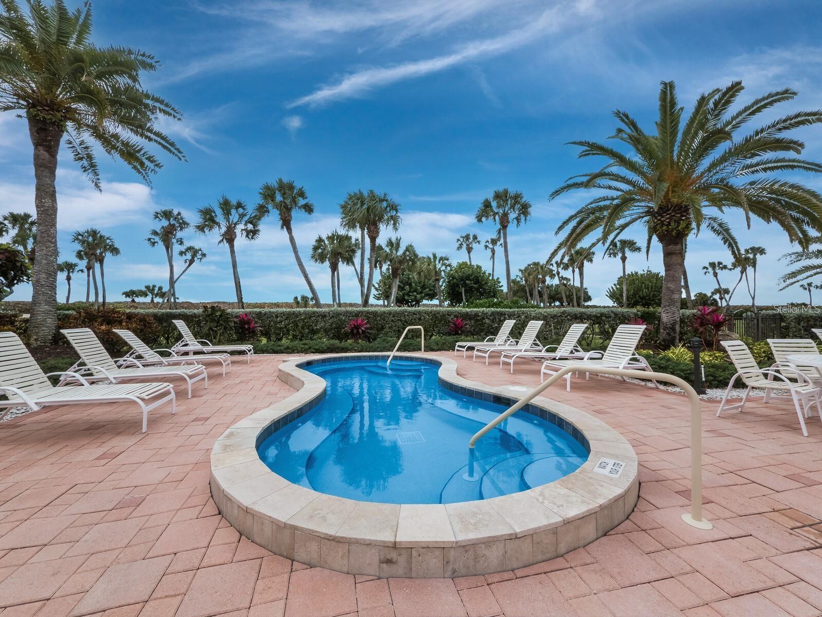 1075 GULF OF MEXICO DR #205
