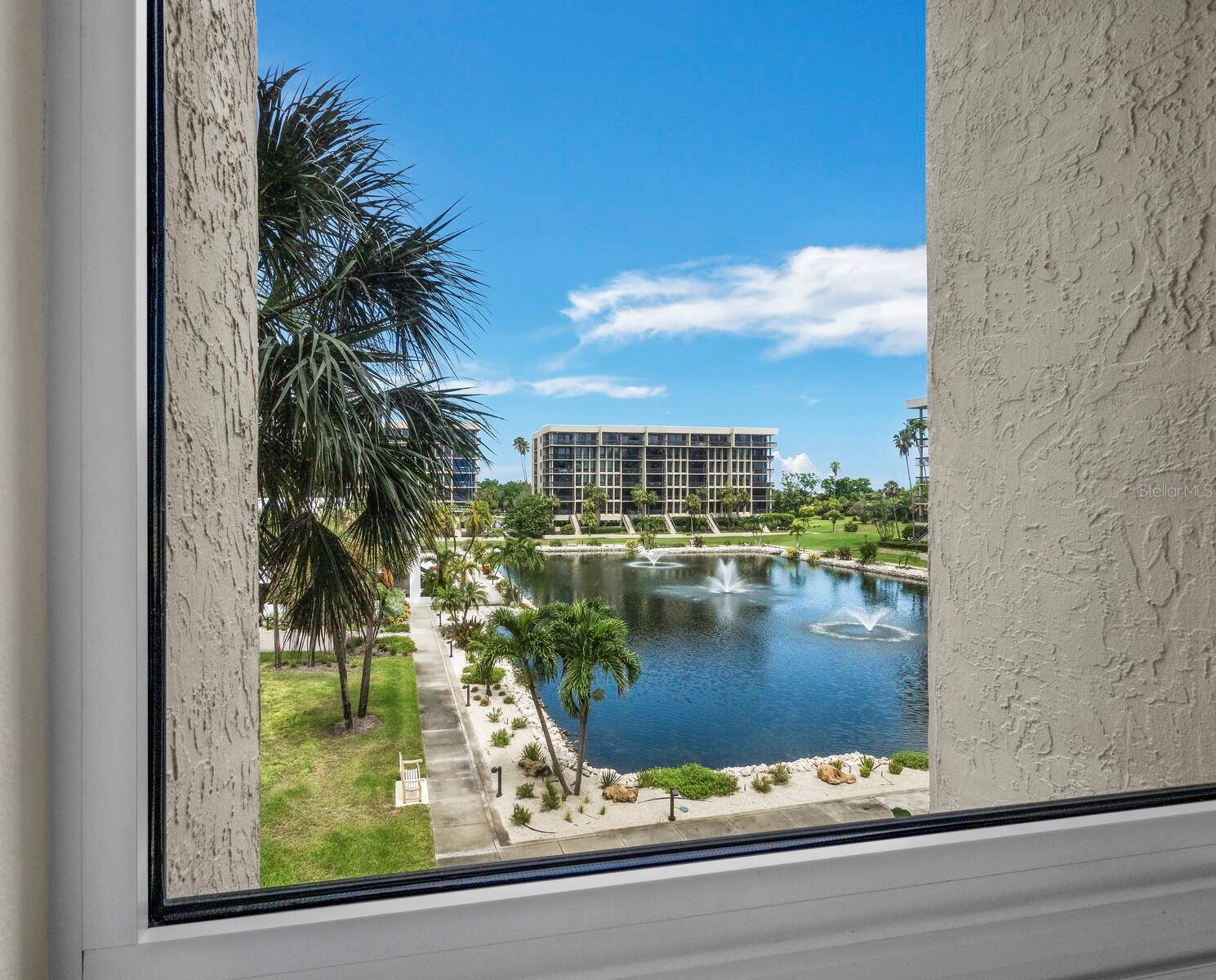 1075 GULF OF MEXICO DR #205