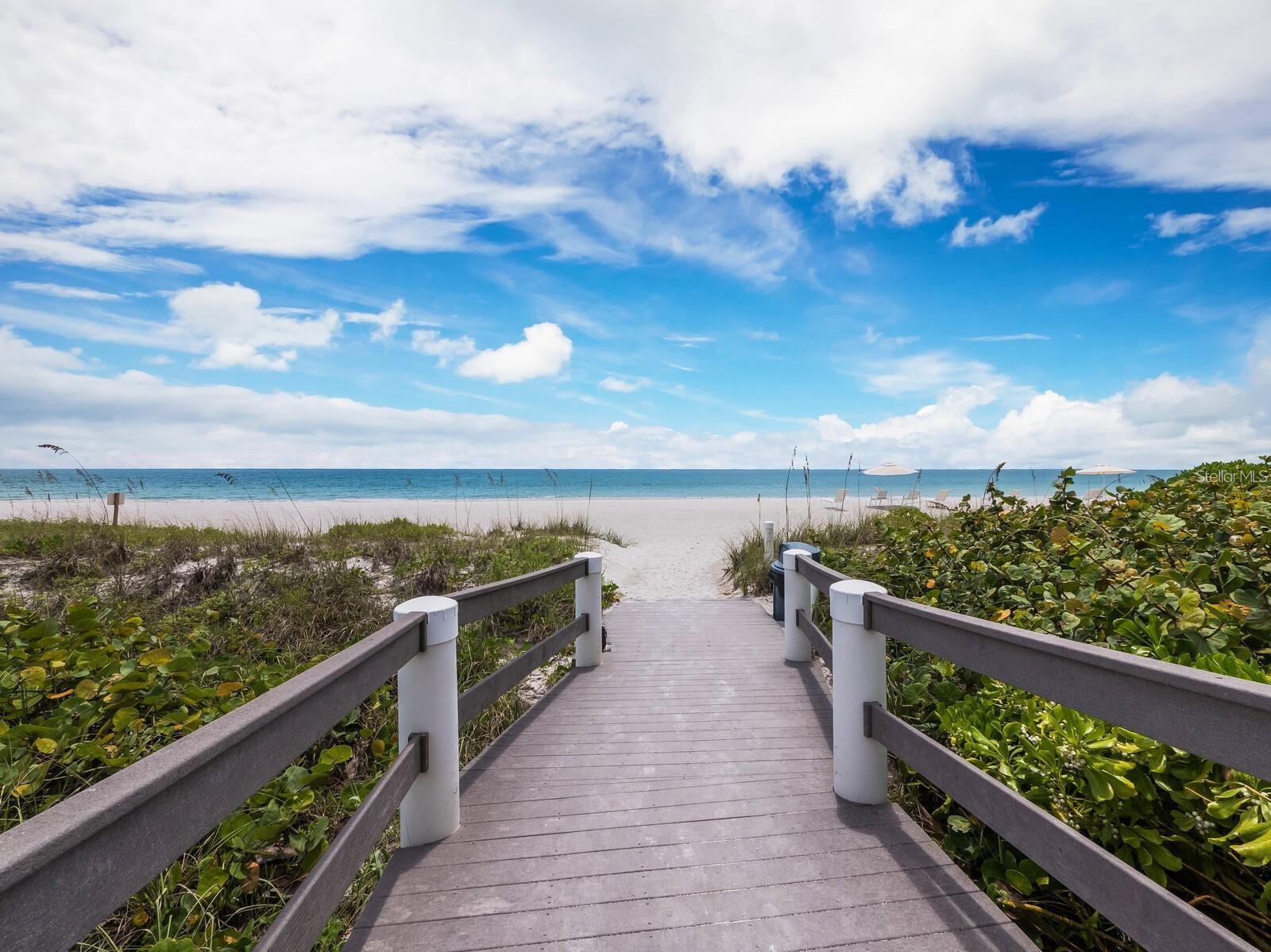 1075 GULF OF MEXICO DR #205