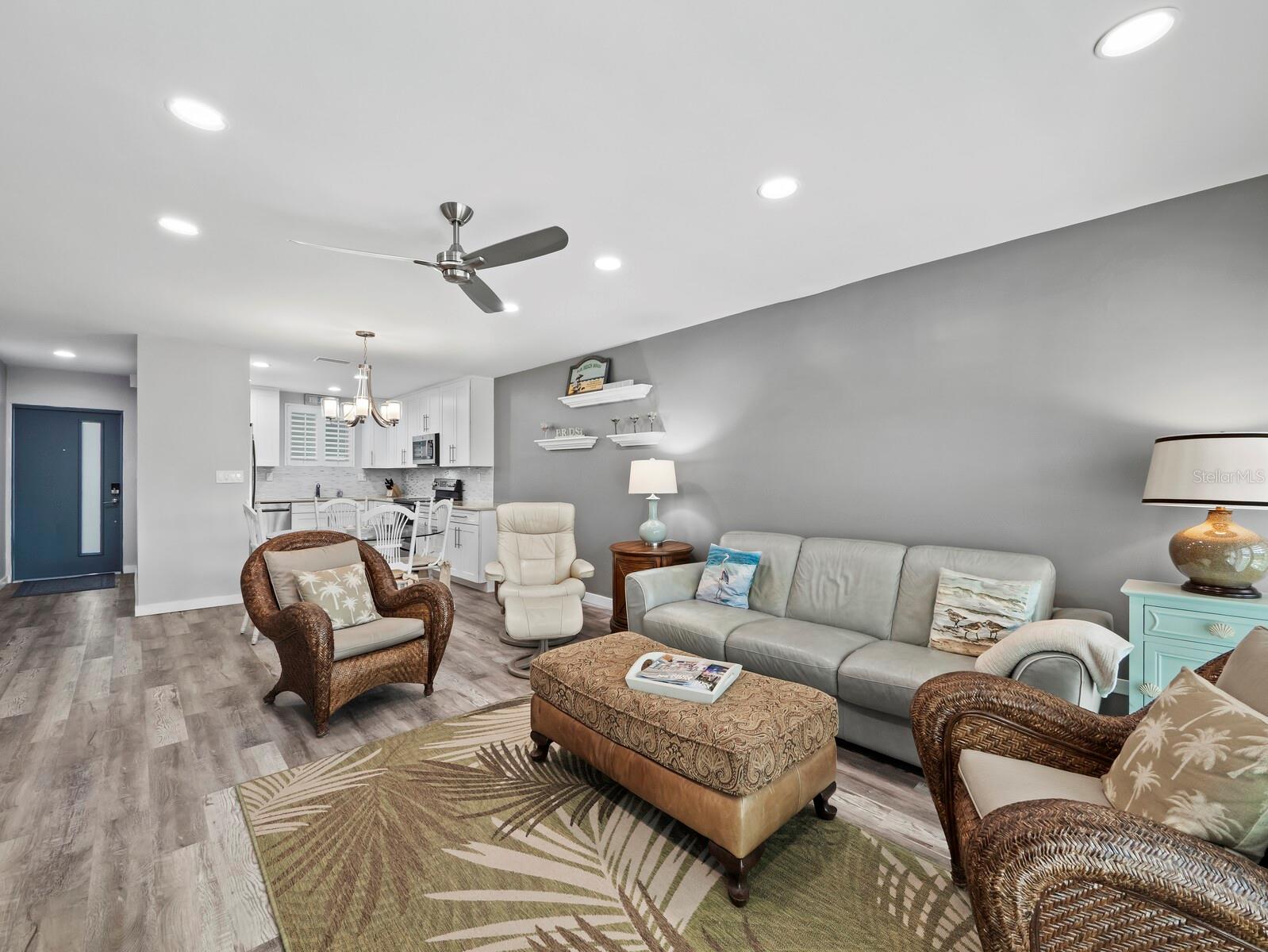 500 S WASHINGTON DR #19B