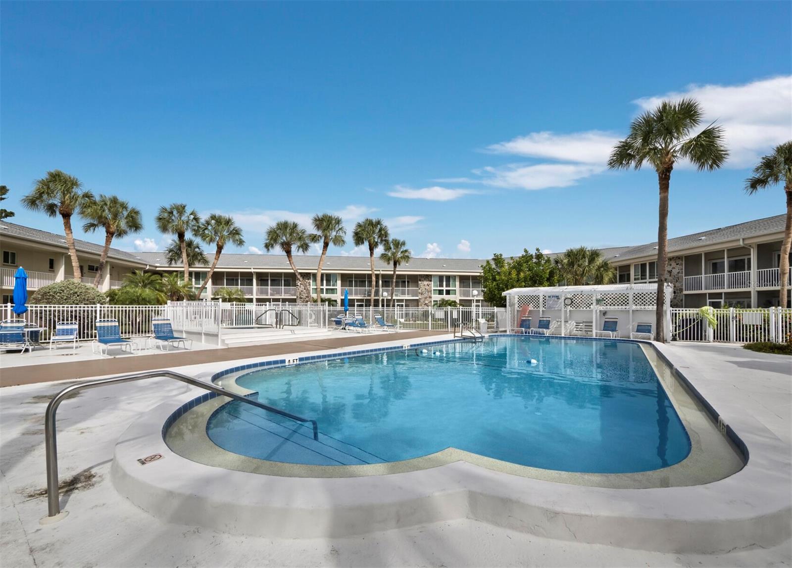 500 S WASHINGTON DR #19B