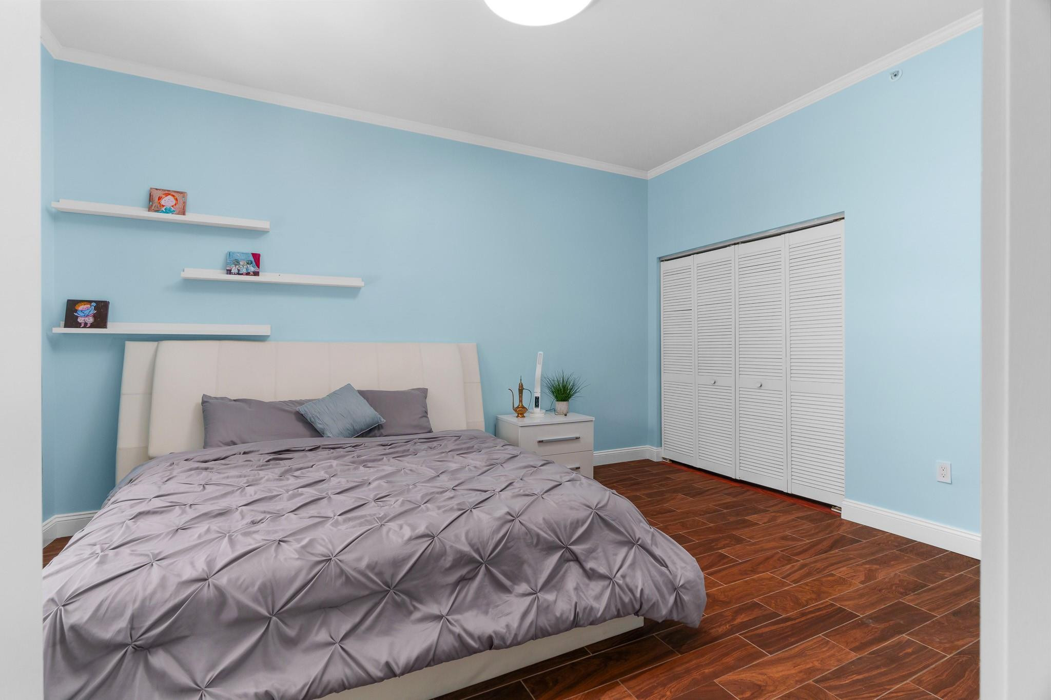 70 Isle of Venice 203