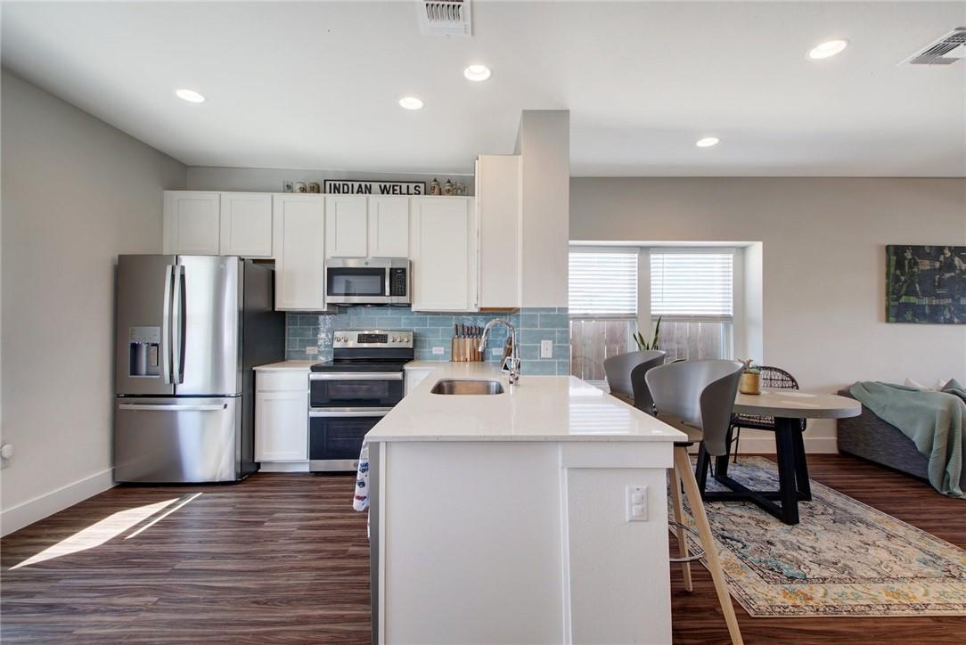 9615 Morning Iris DR