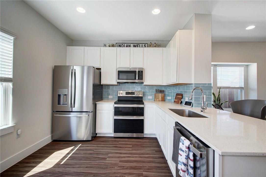 9615 Morning Iris DR