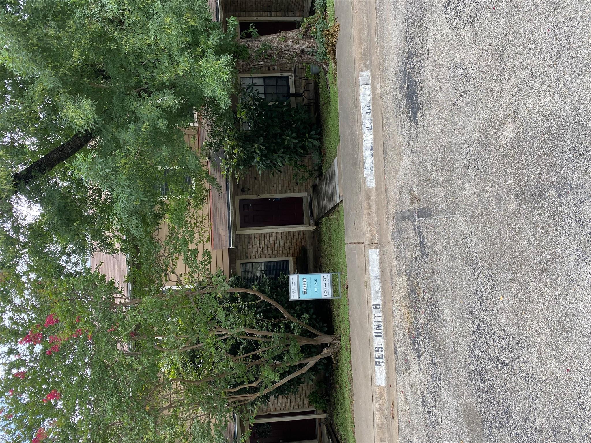 11404 Walnut Ridge DR # 9
