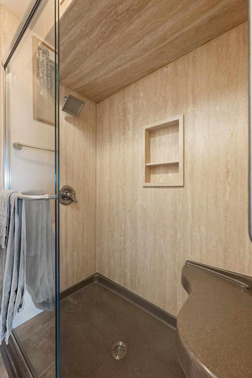 40 N Interstate 35 Unit: 7D4