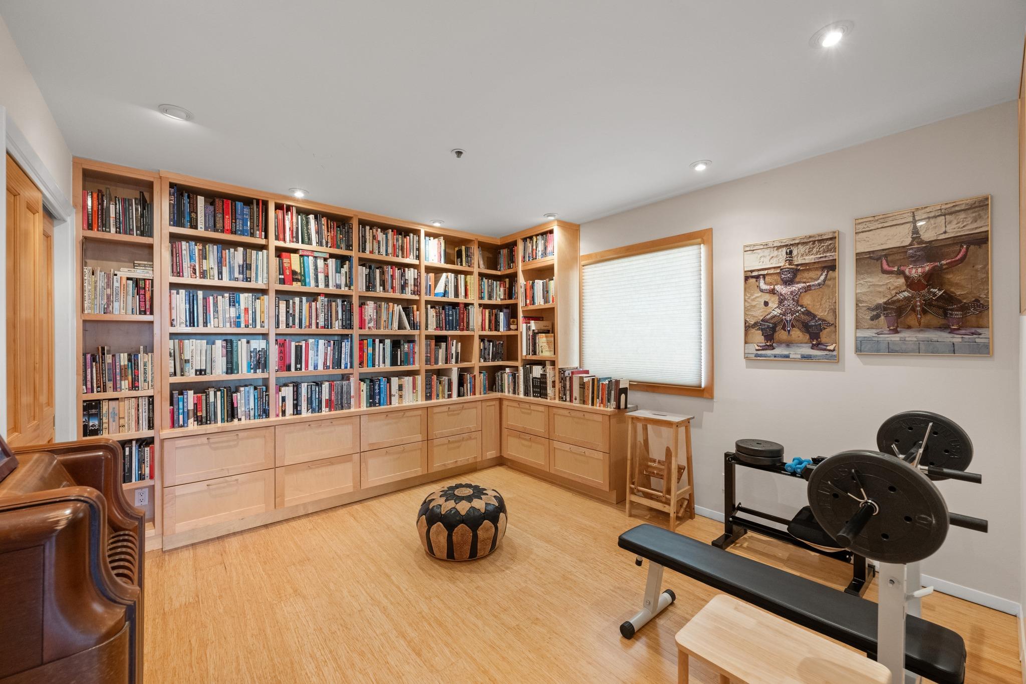 40 N Interstate 35 Unit: 7D4