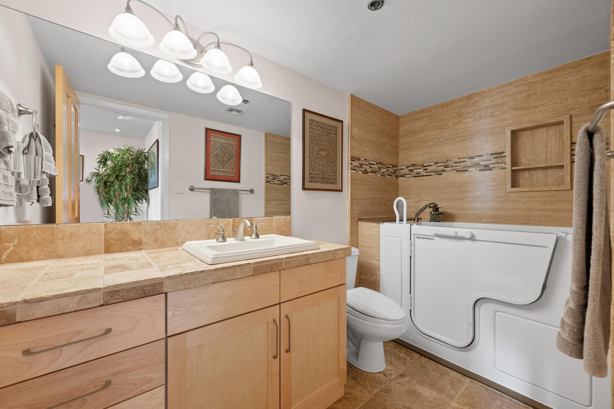 40 N Interstate 35 Unit: 7D4