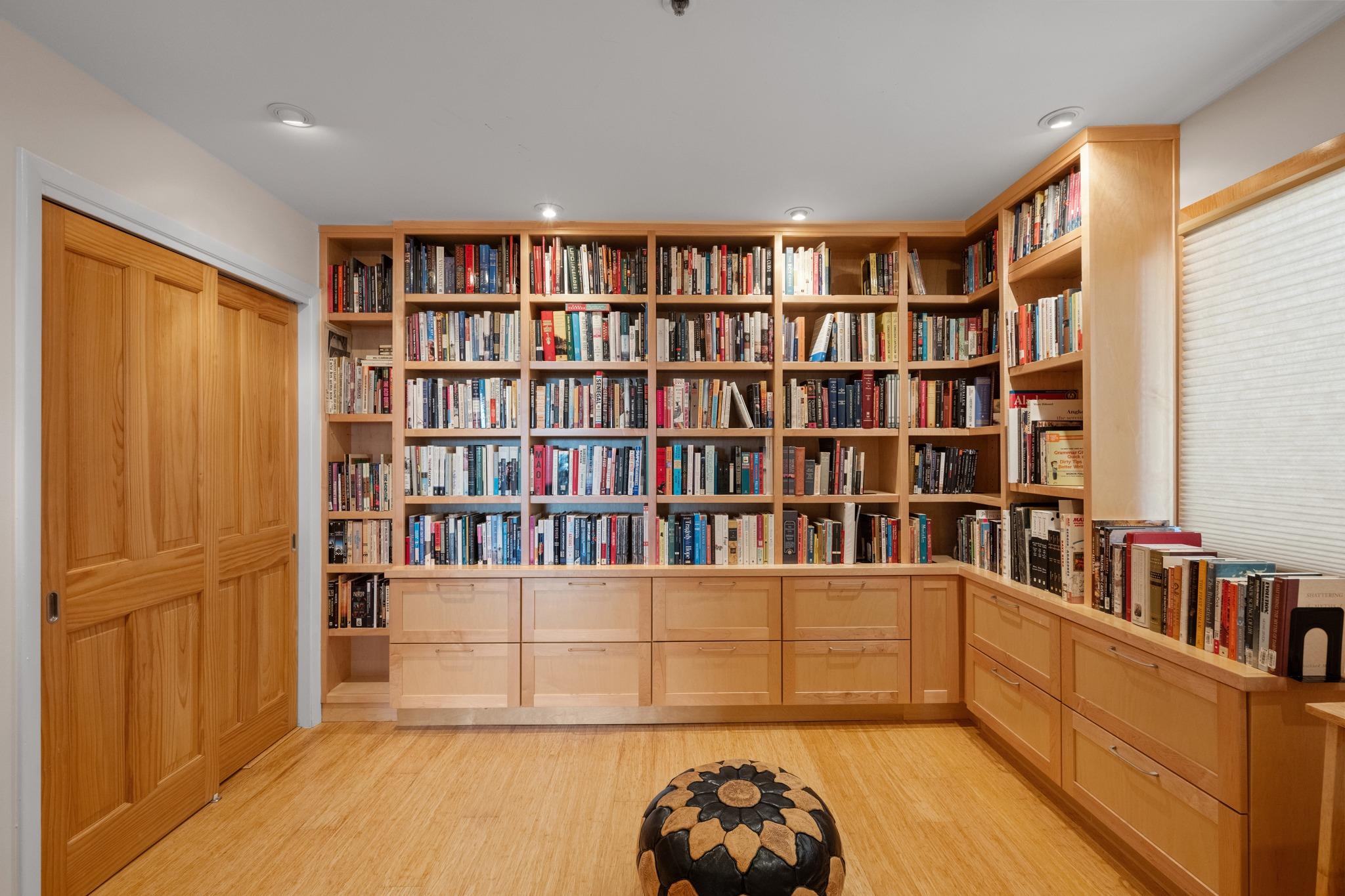 40 N Interstate 35 Unit: 7D4