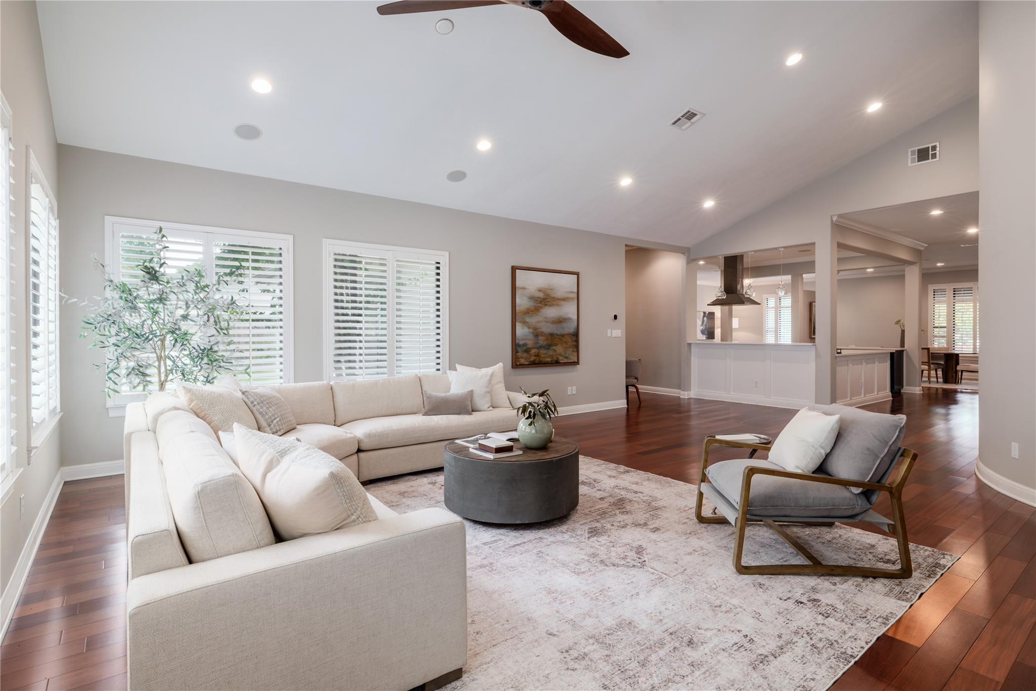 3511 Arrowhead DR