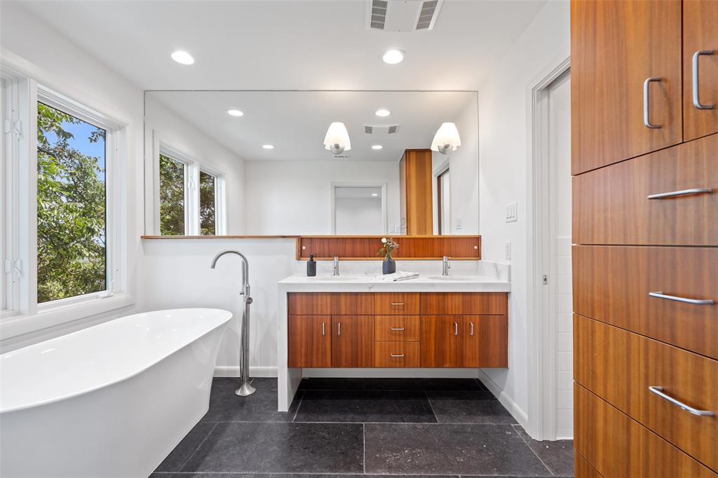 3403 Mountain Top CIR
