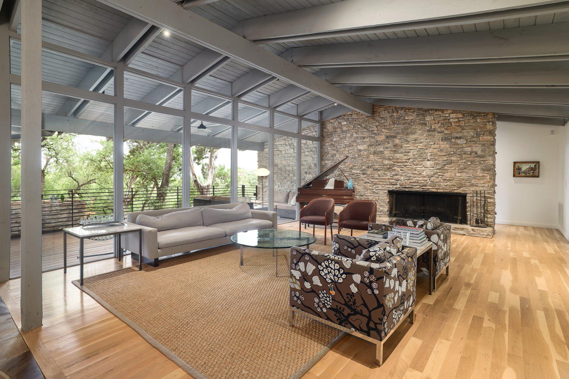 5800 Lookout Mountain DR