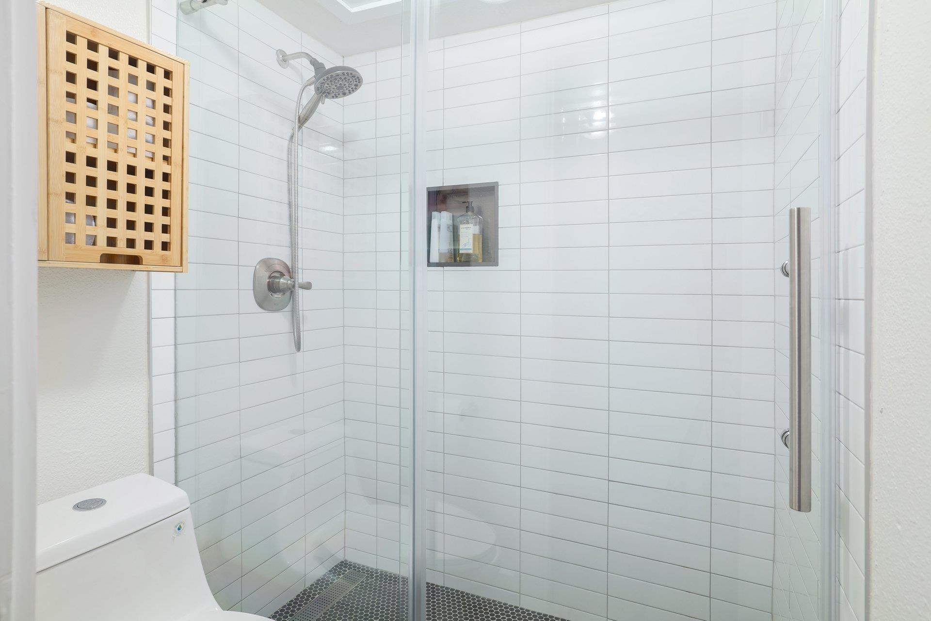1818 S Lakeshore BLVD # 25