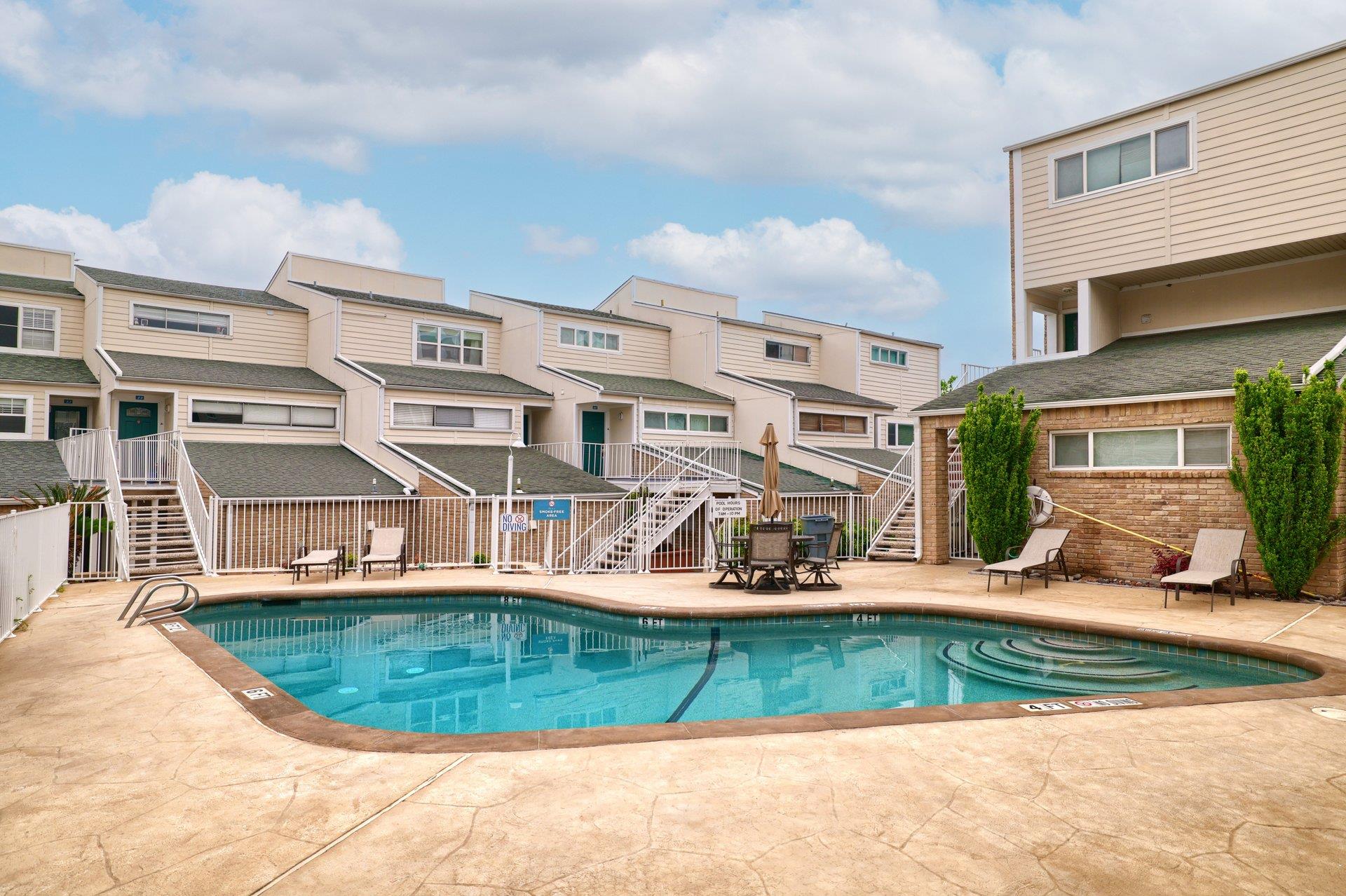 1818 S Lakeshore BLVD # 25