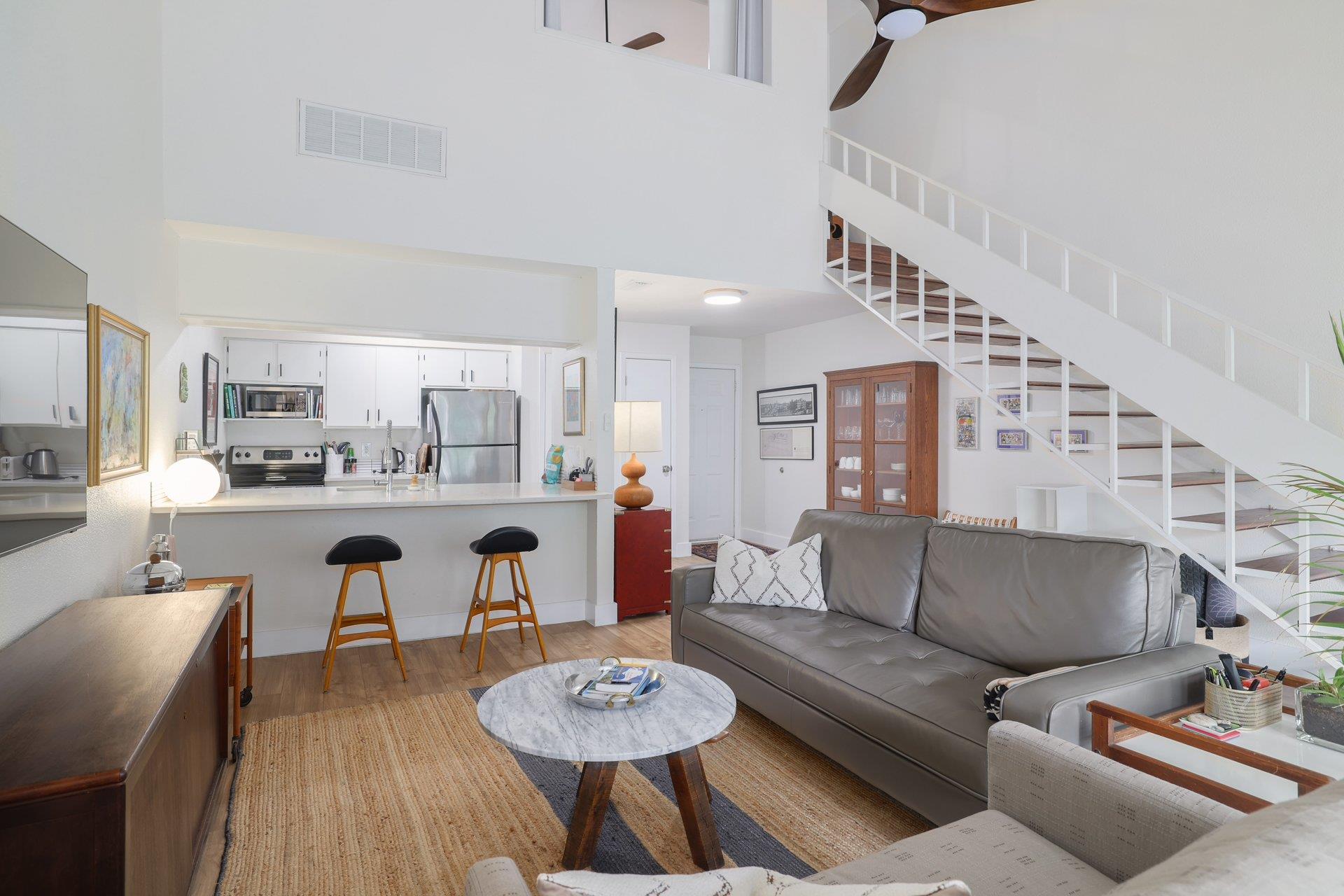 1818 S Lakeshore BLVD # 25