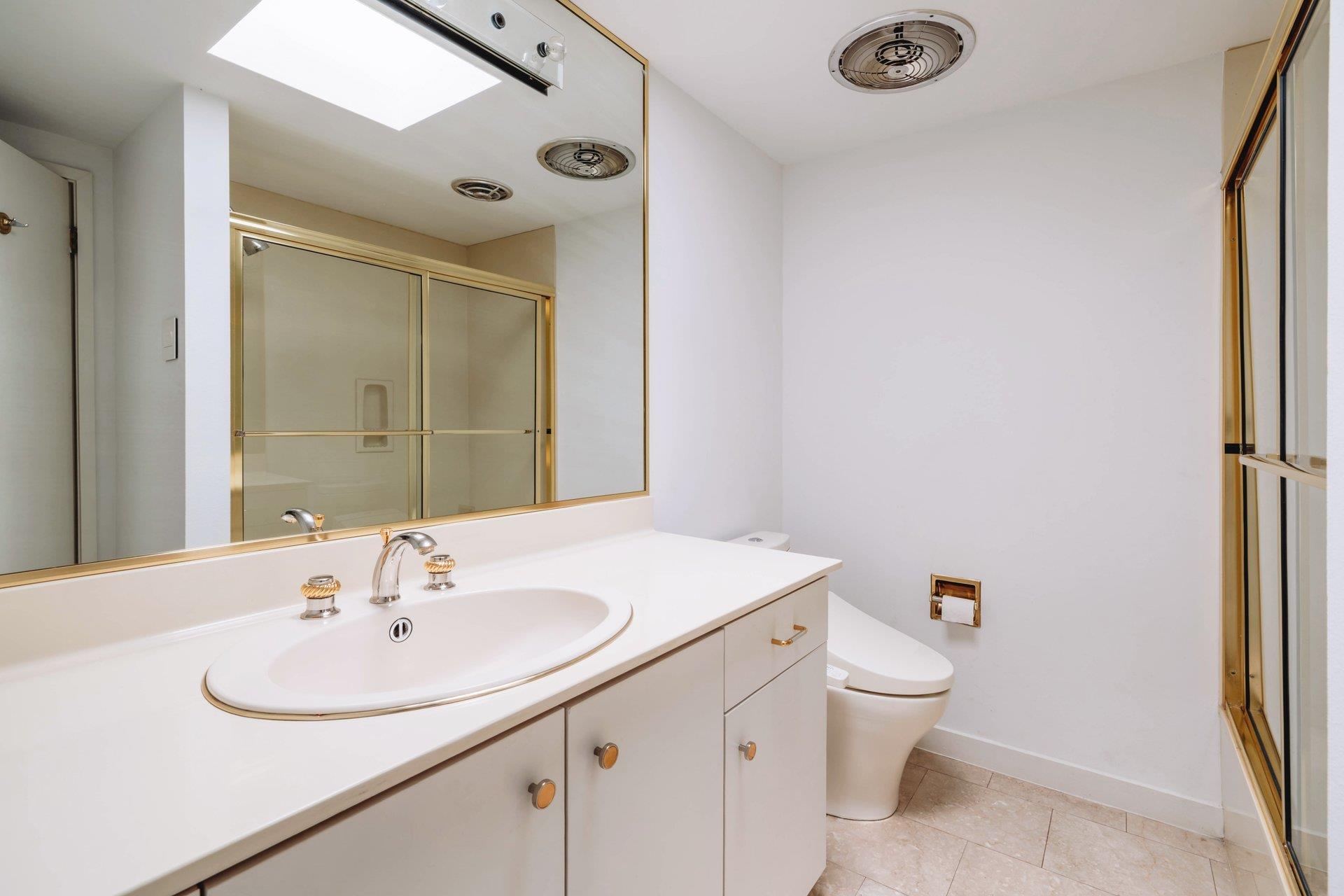 3304 Cherry Tree CIR