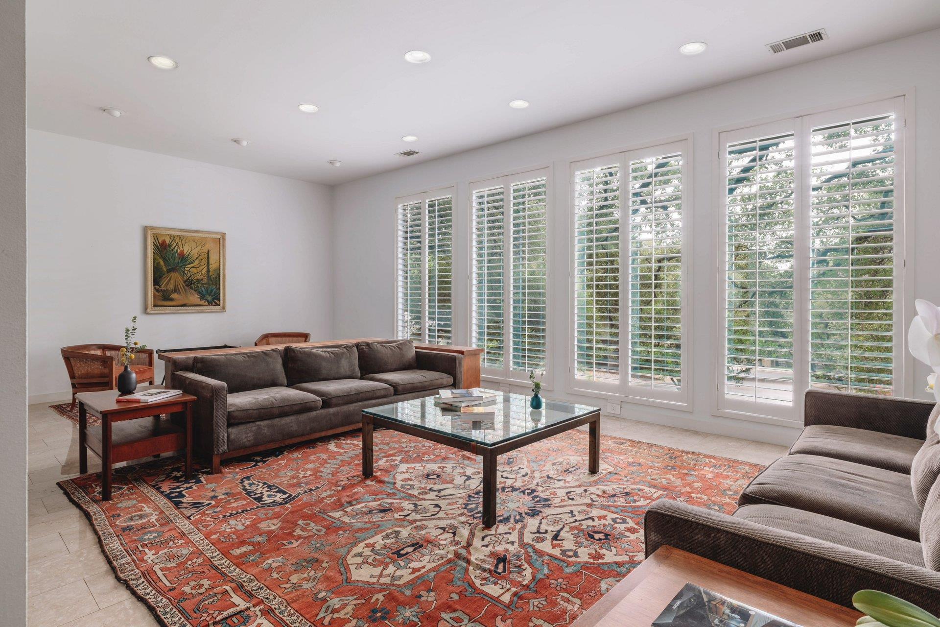 3304 Cherry Tree CIR
