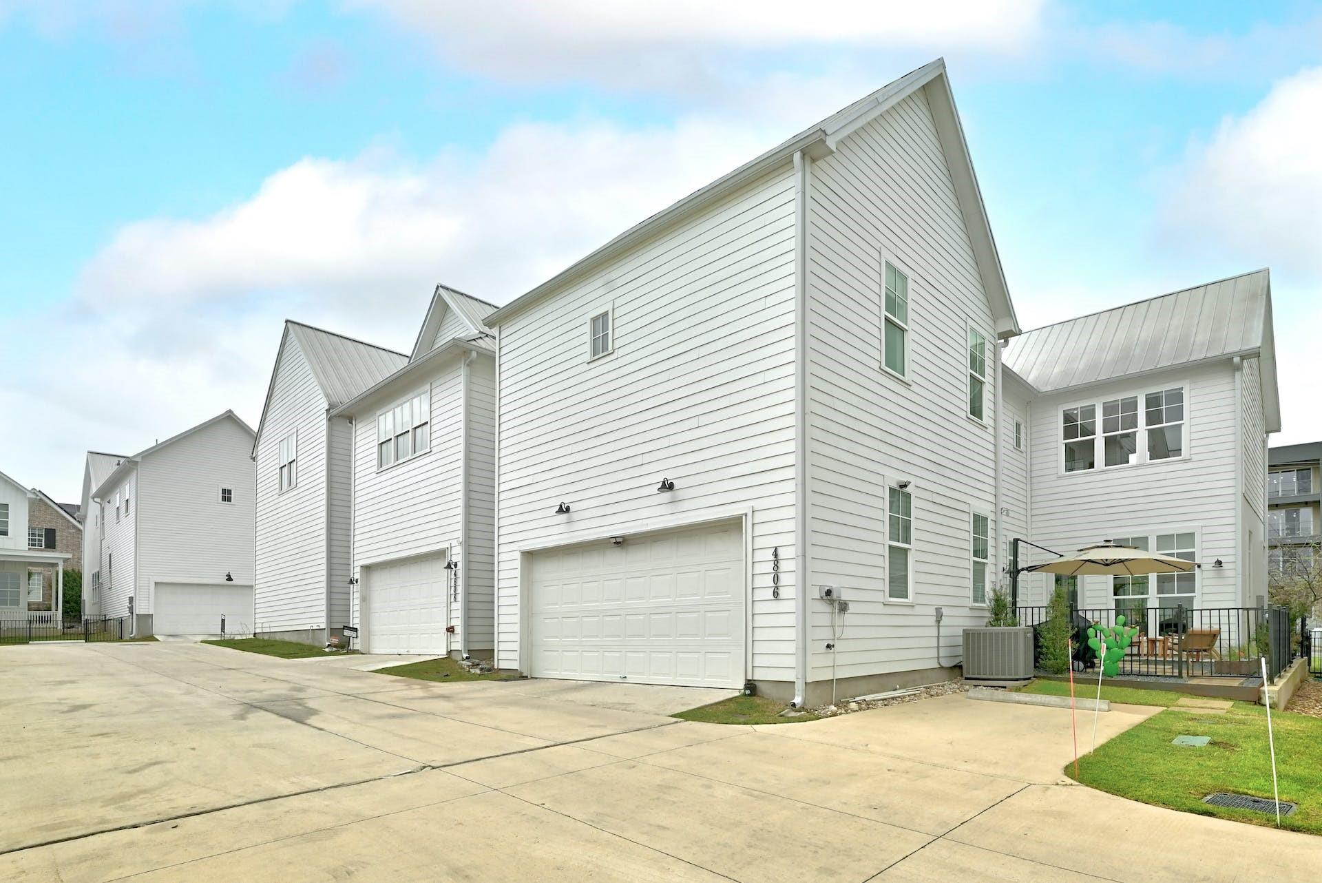 4806 Springdale RD